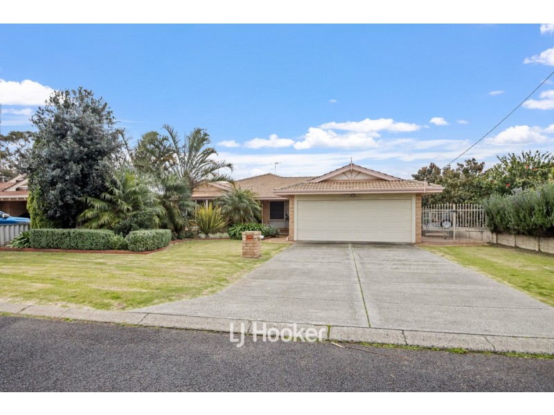 16 Raglan Street, Carey Park WA 6230