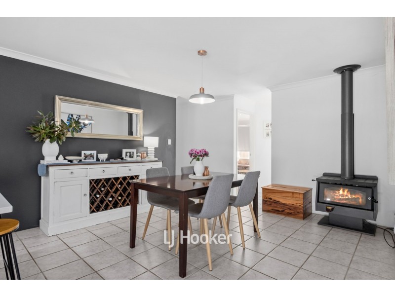 16 Raglan Street, Carey Park WA 6230