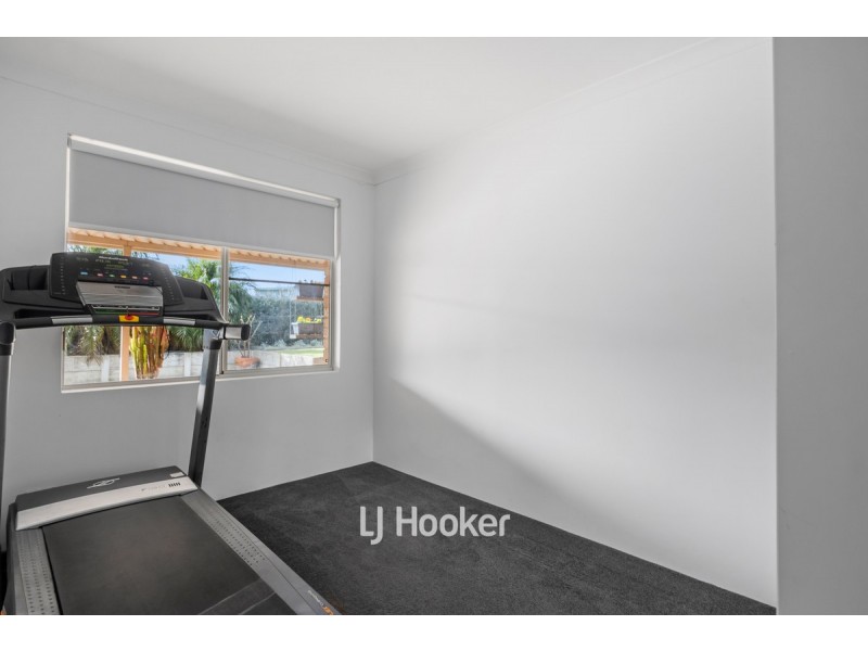 16 Raglan Street, Carey Park WA 6230