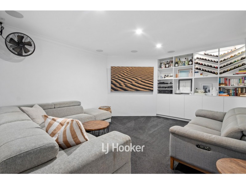 16 Raglan Street, Carey Park WA 6230