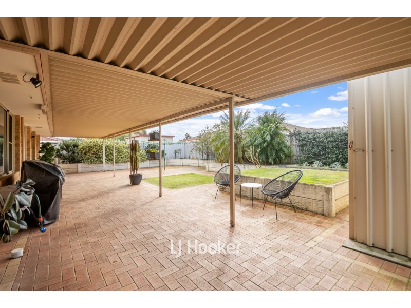 16 Raglan Street, Carey Park WA 6230