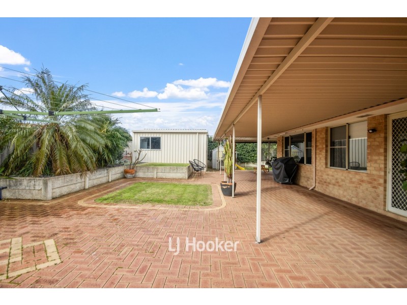 16 Raglan Street, Carey Park WA 6230