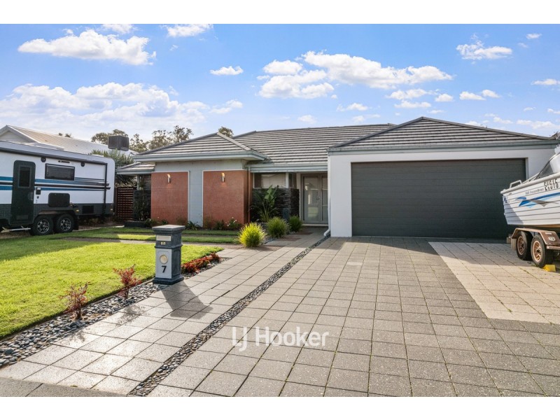 7 Carnegie Street, Dalyellup WA 6230