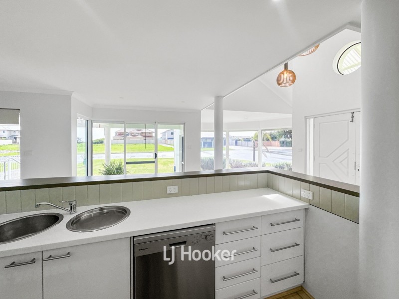 2 Kite Court, Geographe WA 6280