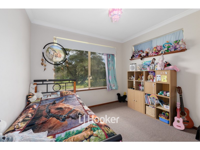 6 O’Neil Grove, Dardanup West WA 6236