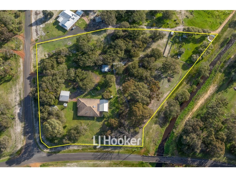 6 O’Neil Grove, Dardanup West WA 6236