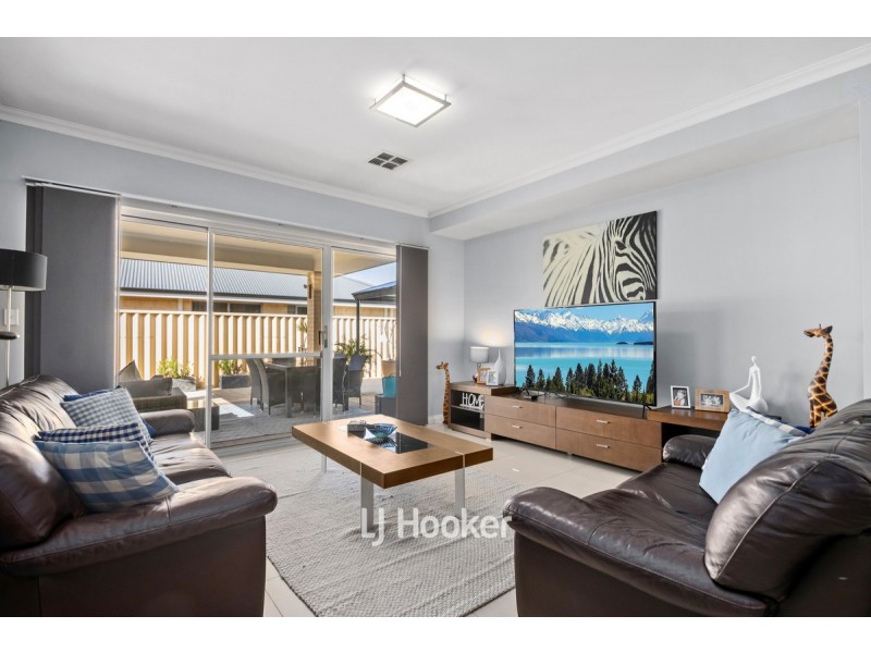 10 Abercrombie Way, Millbridge WA 6232