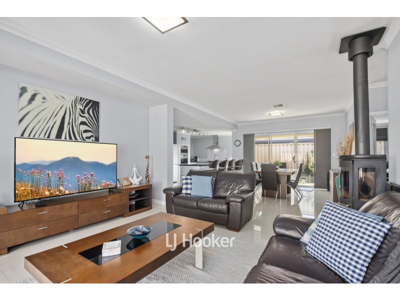 10 Abercrombie Way, Millbridge WA 6232