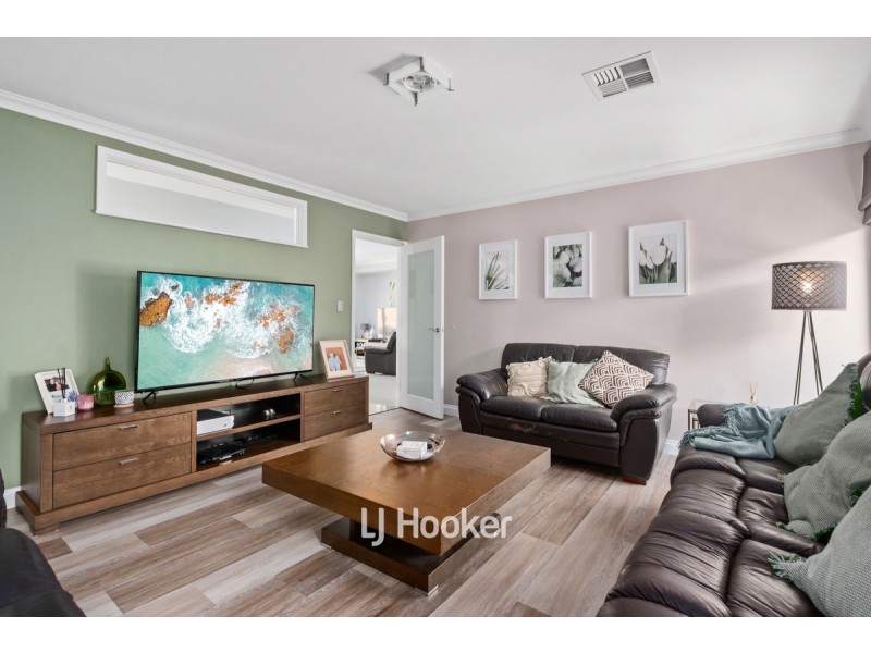 10 Abercrombie Way, Millbridge WA 6232