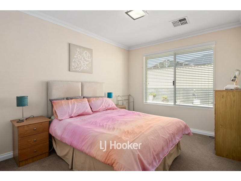 10 Abercrombie Way, Millbridge WA 6232