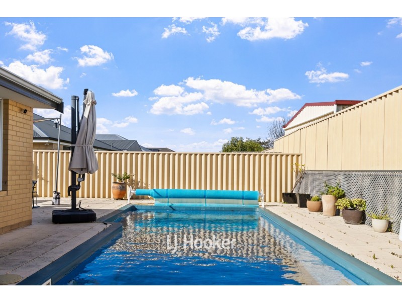 10 Abercrombie Way, Millbridge WA 6232