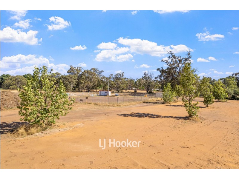 504 Minninup Road, Dalyellup WA 6230