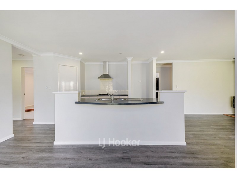 14 Polwarth Circuit, Eaton WA 6232