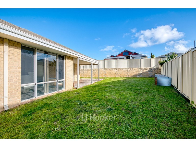 14 Polwarth Circuit, Eaton WA 6232