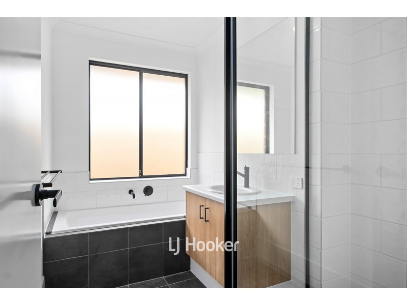 6/2 West Road, Capel WA 6271