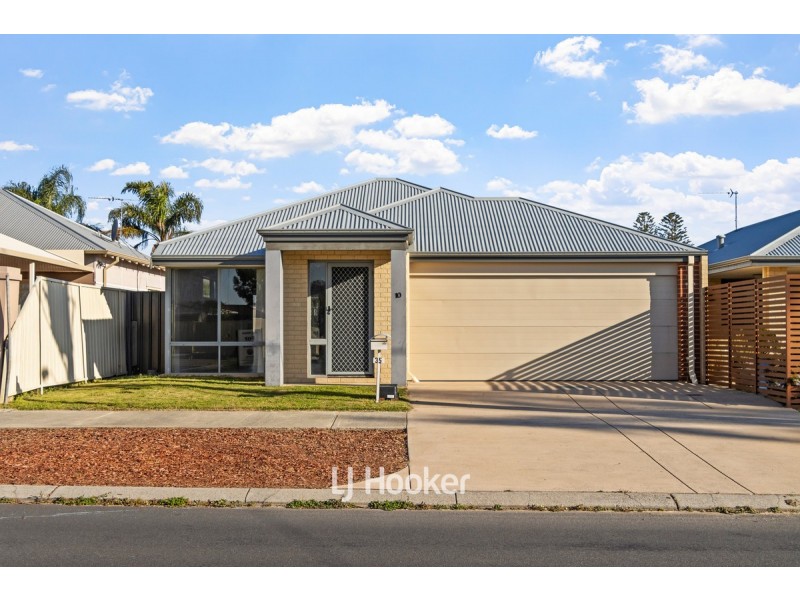 10/35 Winton Street, Carey Park WA 6230