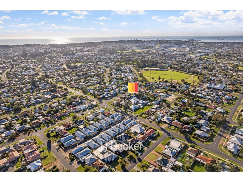 10/35 Winton Street, Carey Park WA 6230