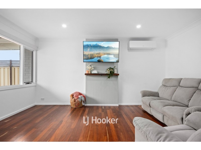 9b Wright Street, Withers WA 6230
