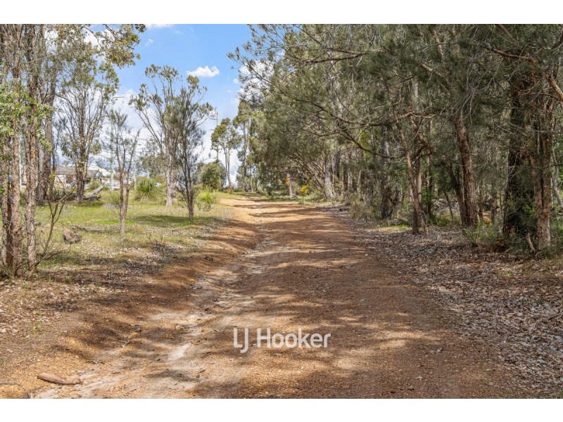 32 Wellington Boulevard, Collie WA 6225