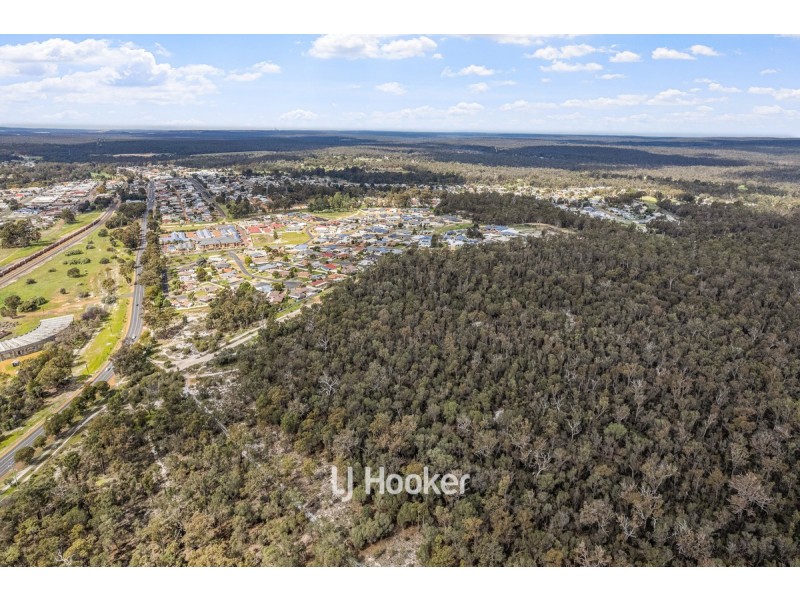 32 Wellington Boulevard, Collie WA 6225