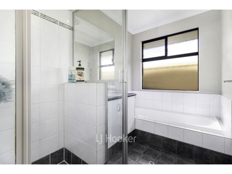 15 Edwinstone Close, Dalyellup WA 6230
