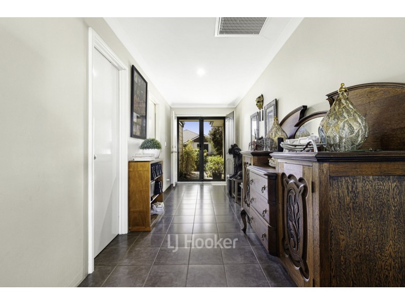 12 Dravite Way, Dalyellup WA 6230