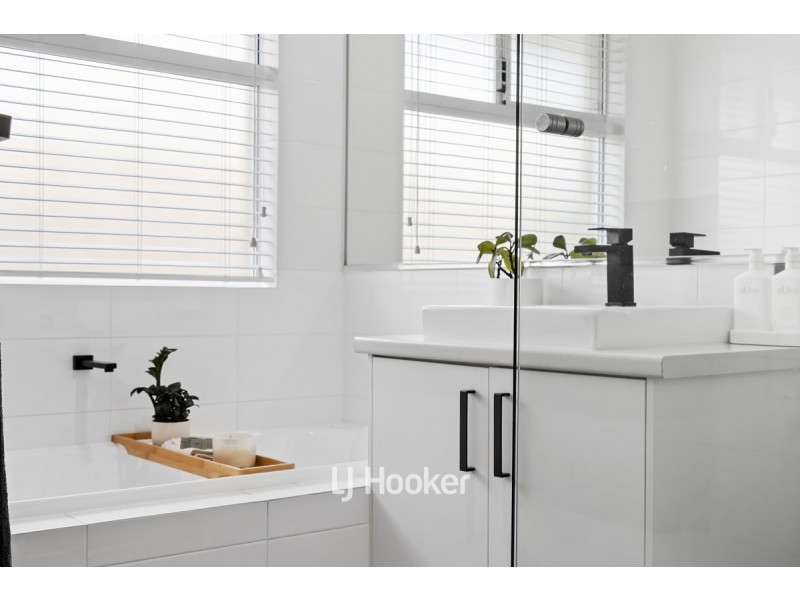 1 Rivergum Way, Glen Iris WA 6230