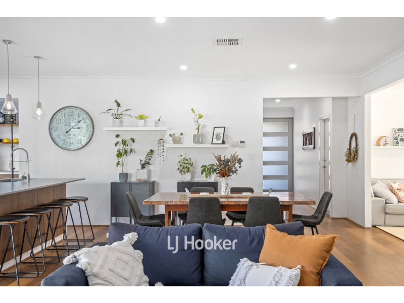 3 Glenelg Drive, Millbridge WA 6232