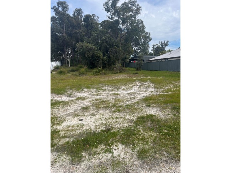 21 Irwin Street, Collie WA 6225