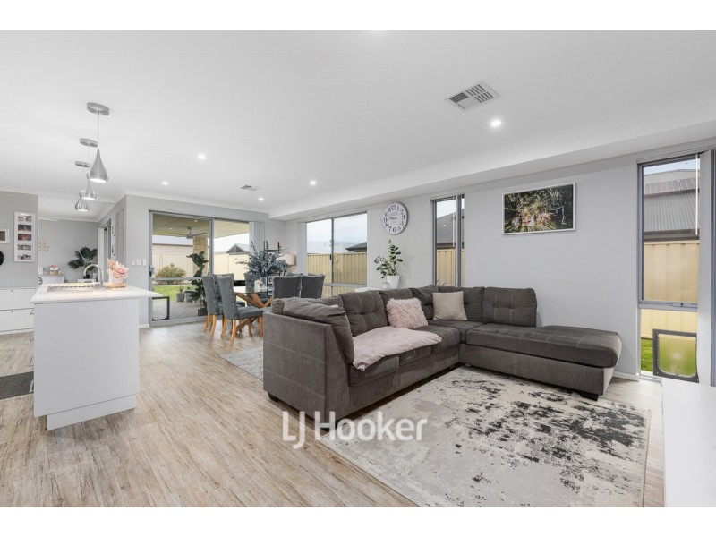 33 Edenhope Road, Australind WA 6233