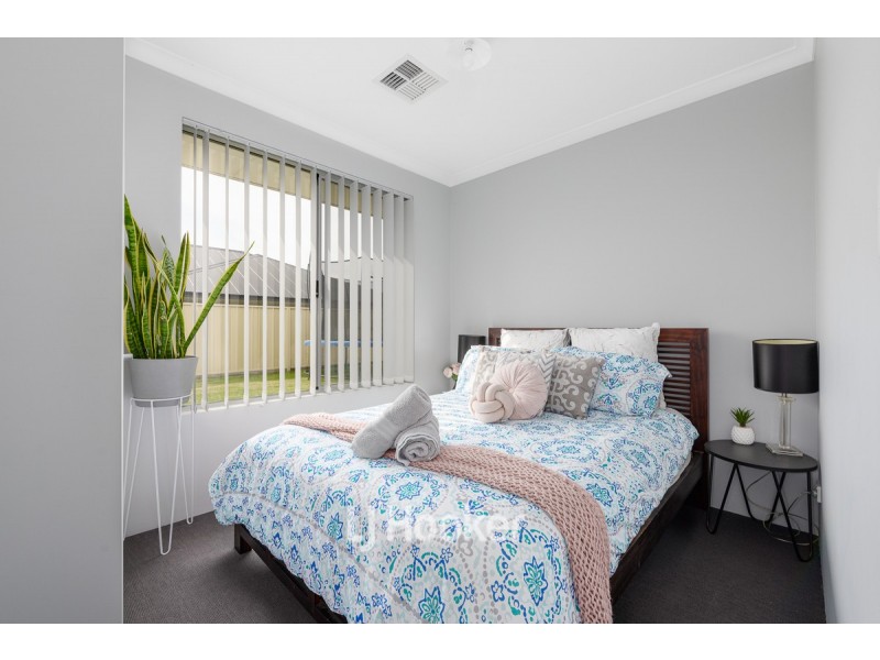 33 Edenhope Road, Australind WA 6233