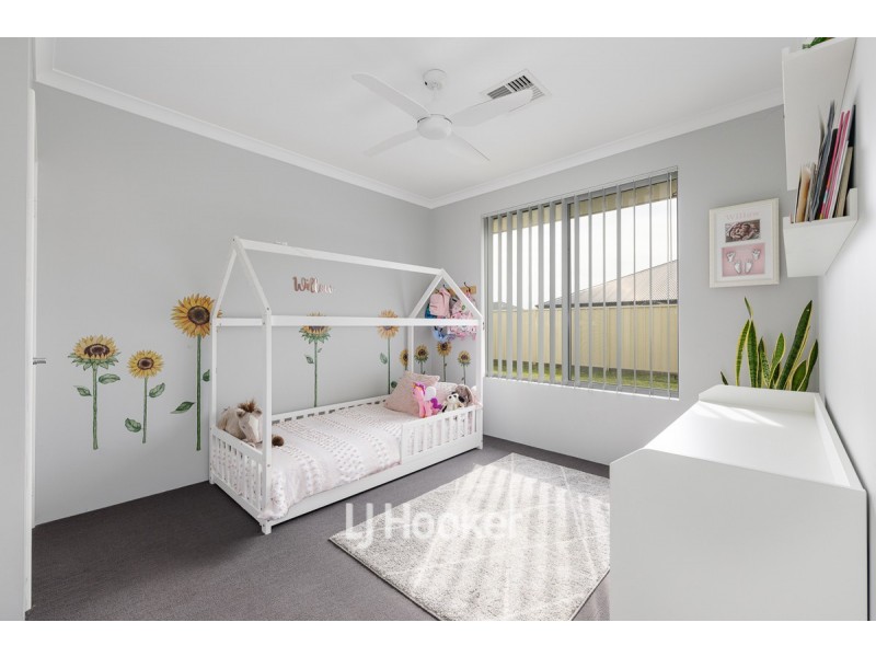 33 Edenhope Road, Australind WA 6233