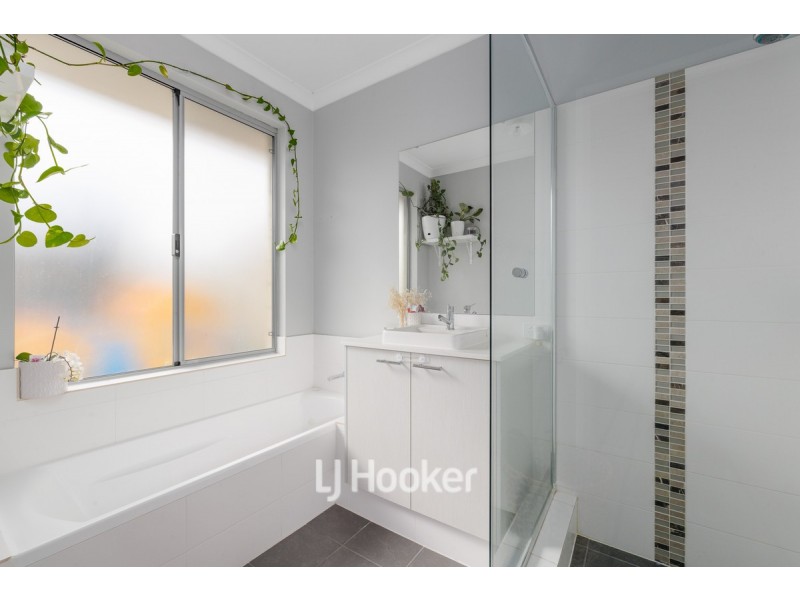 33 Edenhope Road, Australind WA 6233