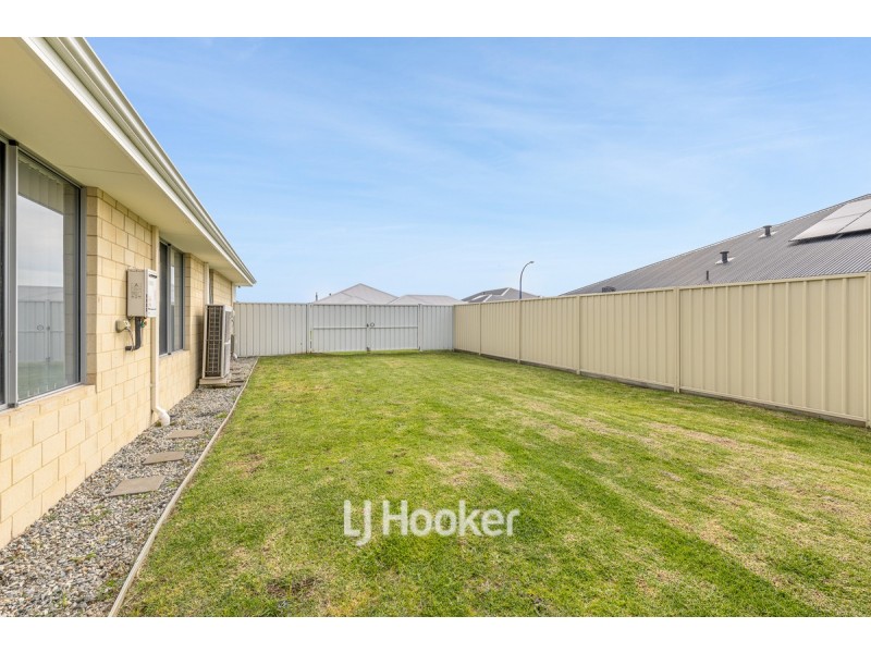 33 Edenhope Road, Australind WA 6233