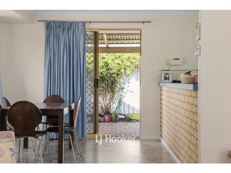1/4 Butcherbird Place, West Busselton WA 6280