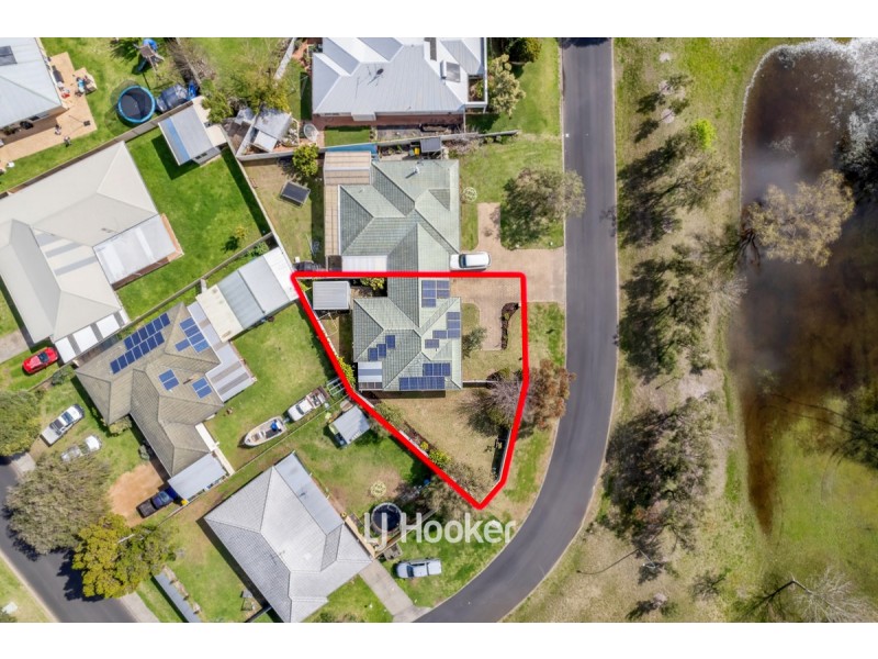 1/4 Butcherbird Place, West Busselton WA 6280