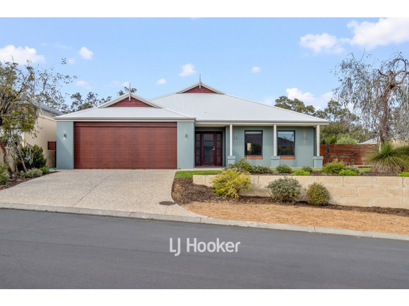 4 Topaz Way, Dalyellup WA 6230