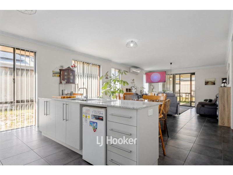 2 Pisces Way, Australind WA 6233