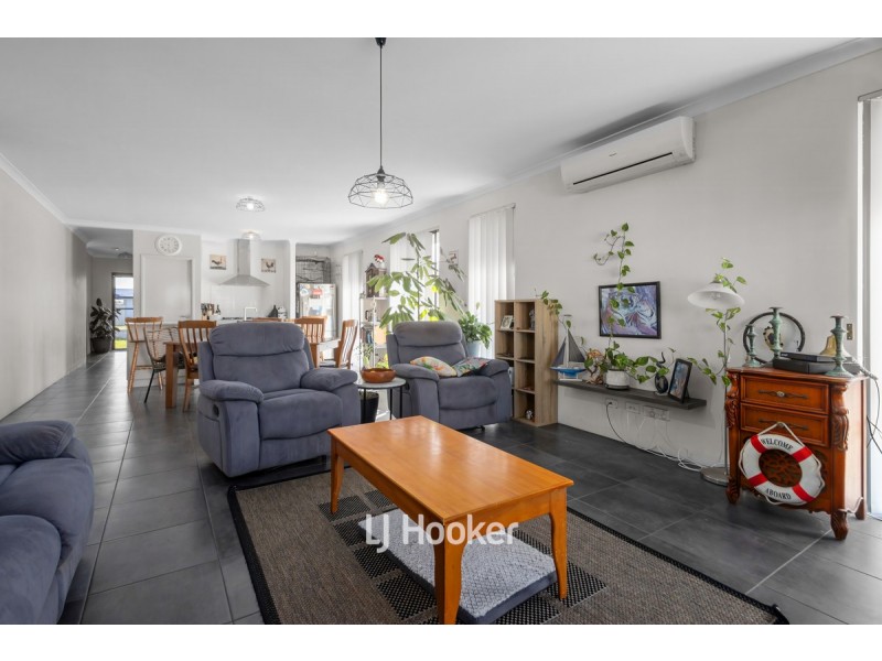 2 Pisces Way, Australind WA 6233