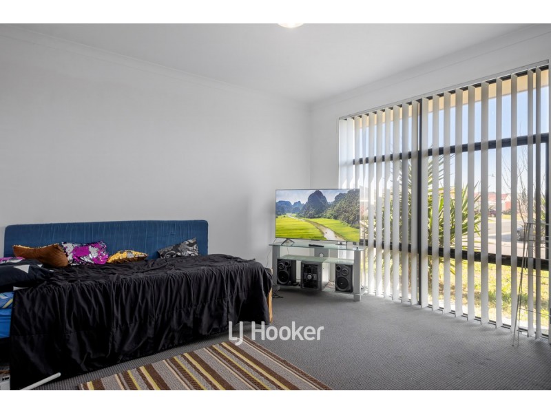 2 Pisces Way, Australind WA 6233