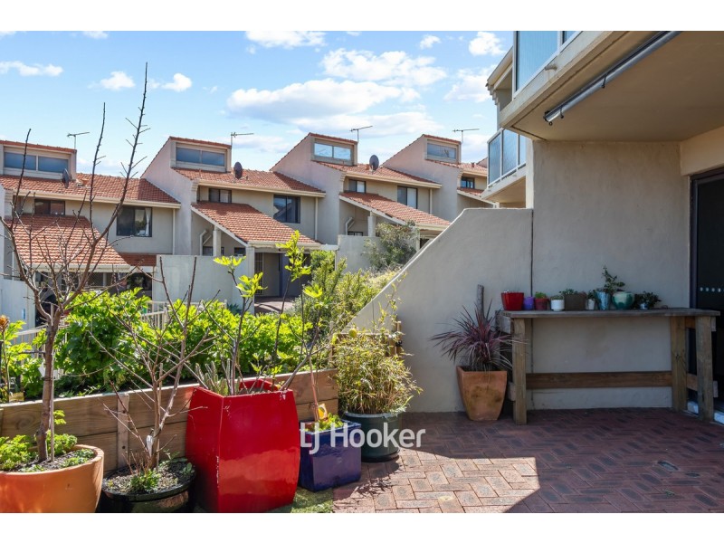 25/13 Upper Esplanade, Bunbury WA 6230