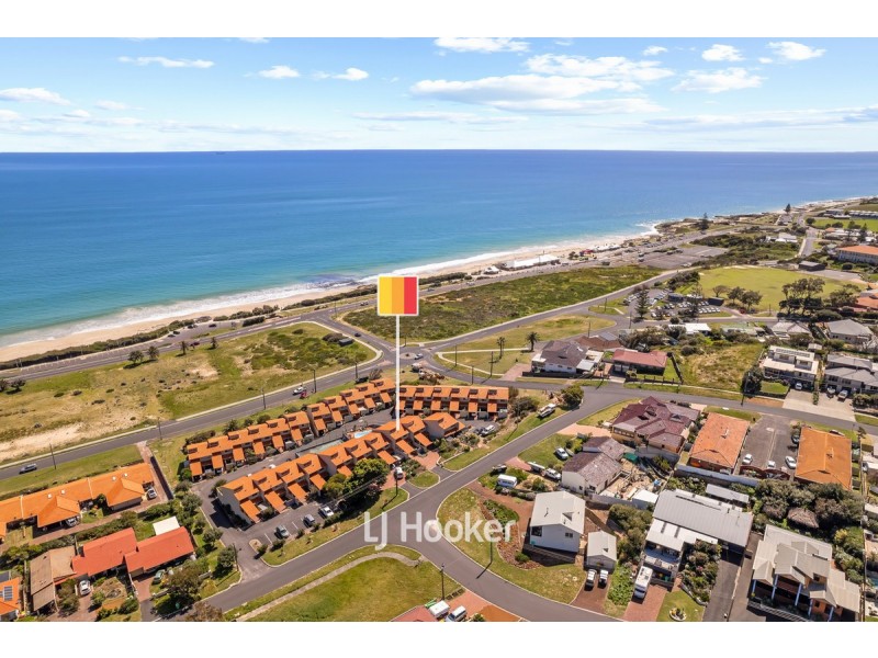 25/13 Upper Esplanade, Bunbury WA 6230
