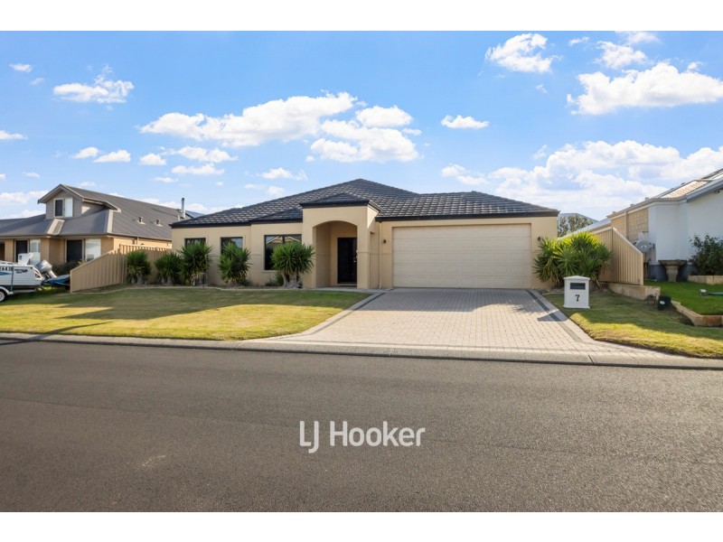 7 Zedor Way, Dalyellup WA 6230