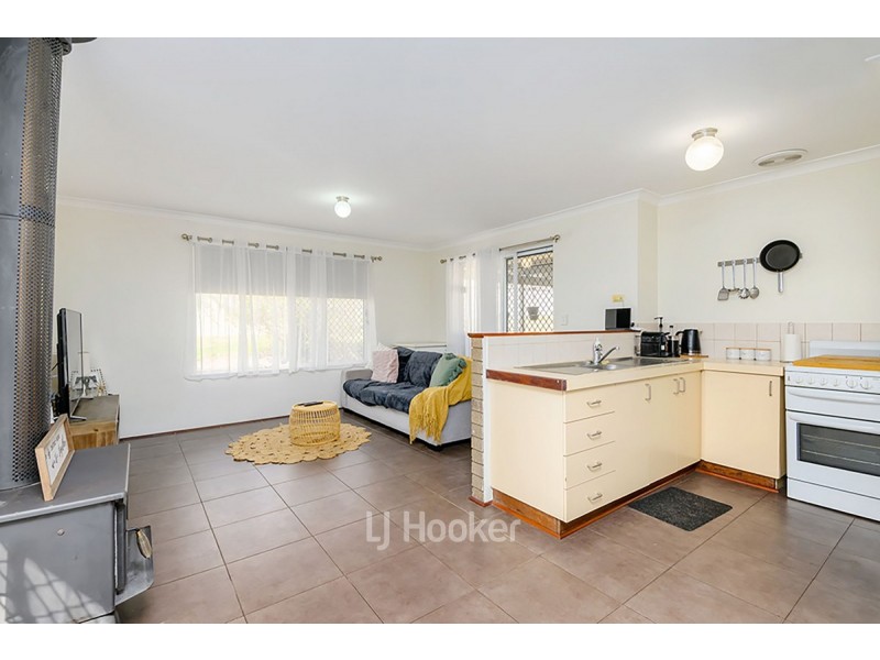 15 Conifer Court, Collie WA 6225