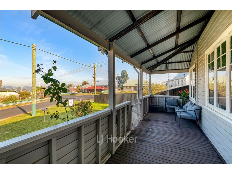 68 Deakin Street, Collie WA 6225