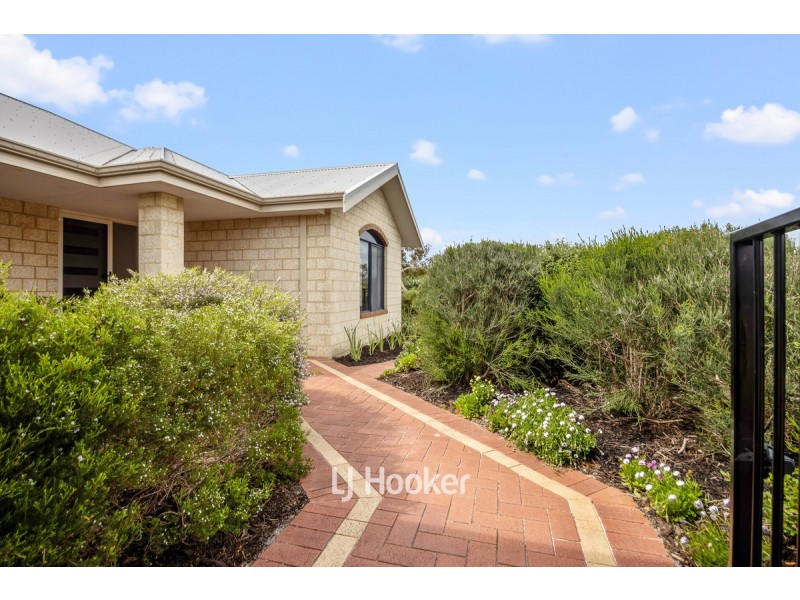 33 Naroona Drive, Dalyellup WA 6230