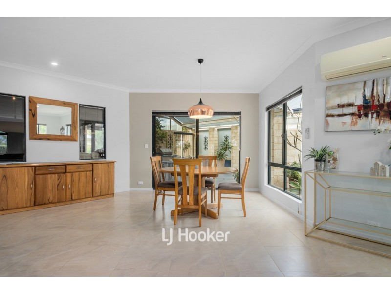 33 Naroona Drive, Dalyellup WA 6230