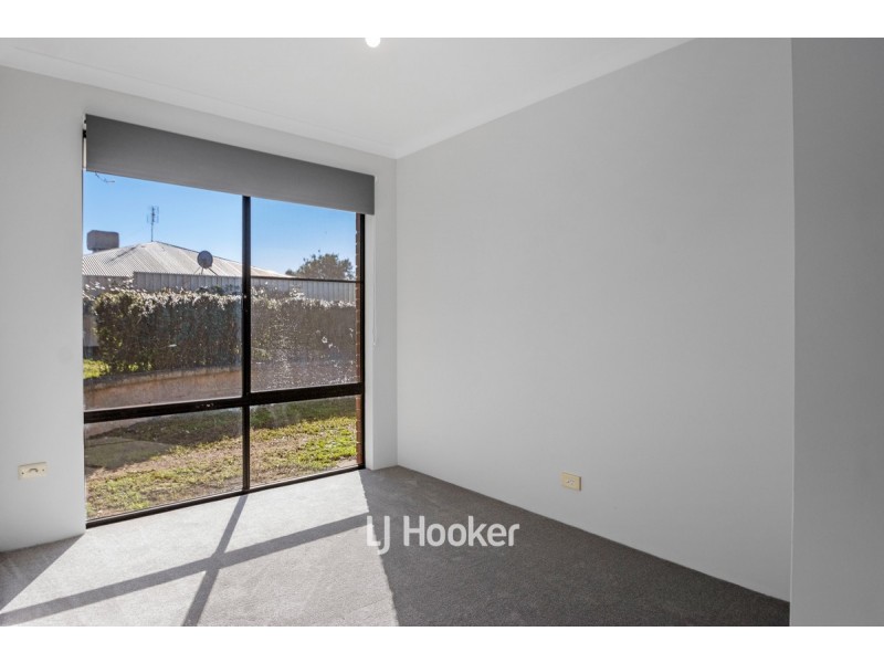 4 O’Meehan Green, Usher WA 6230