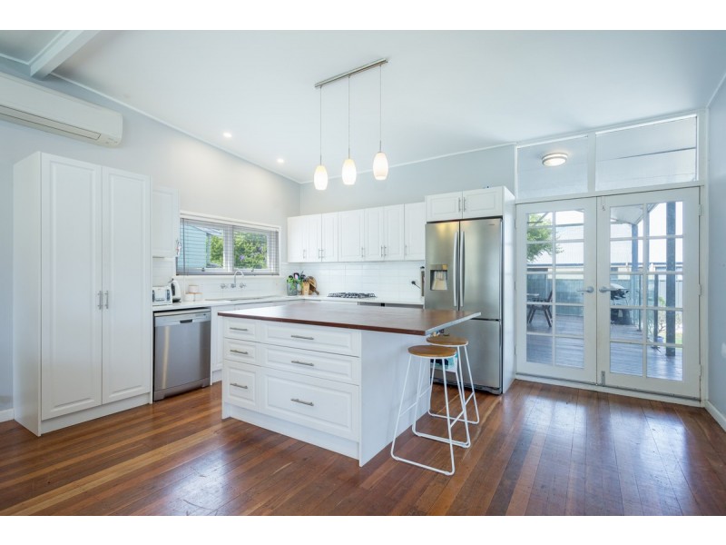 81 Beach Road, South Bunbury WA 6230