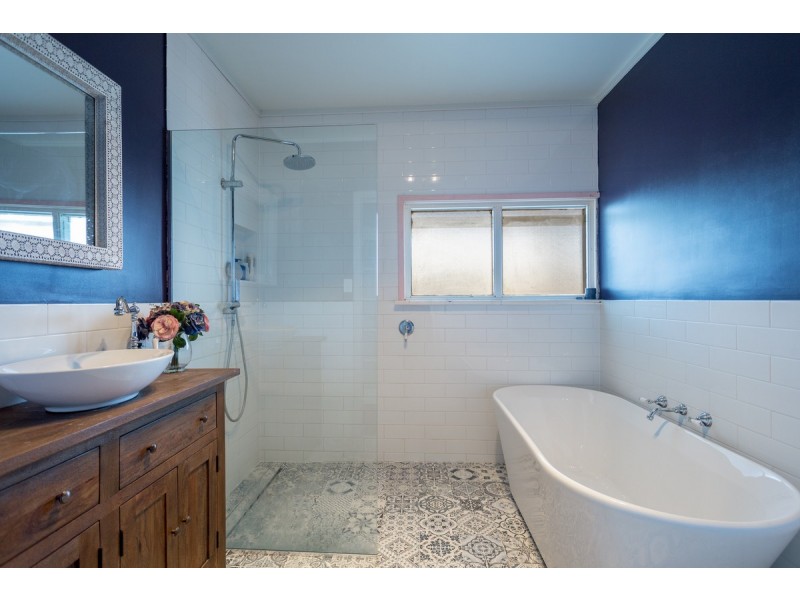 81 Beach Road, South Bunbury WA 6230